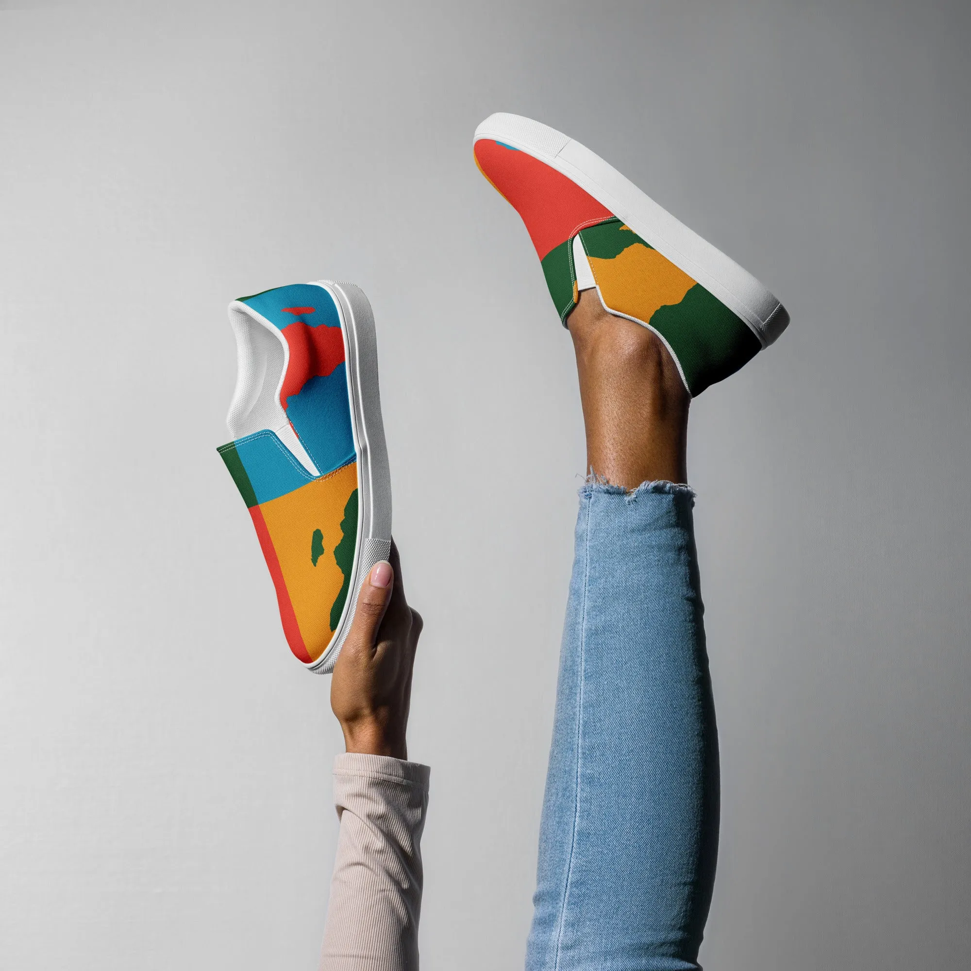 AFRICA WARHOL Women’s Slip-On Canvas Shoes (Bright)