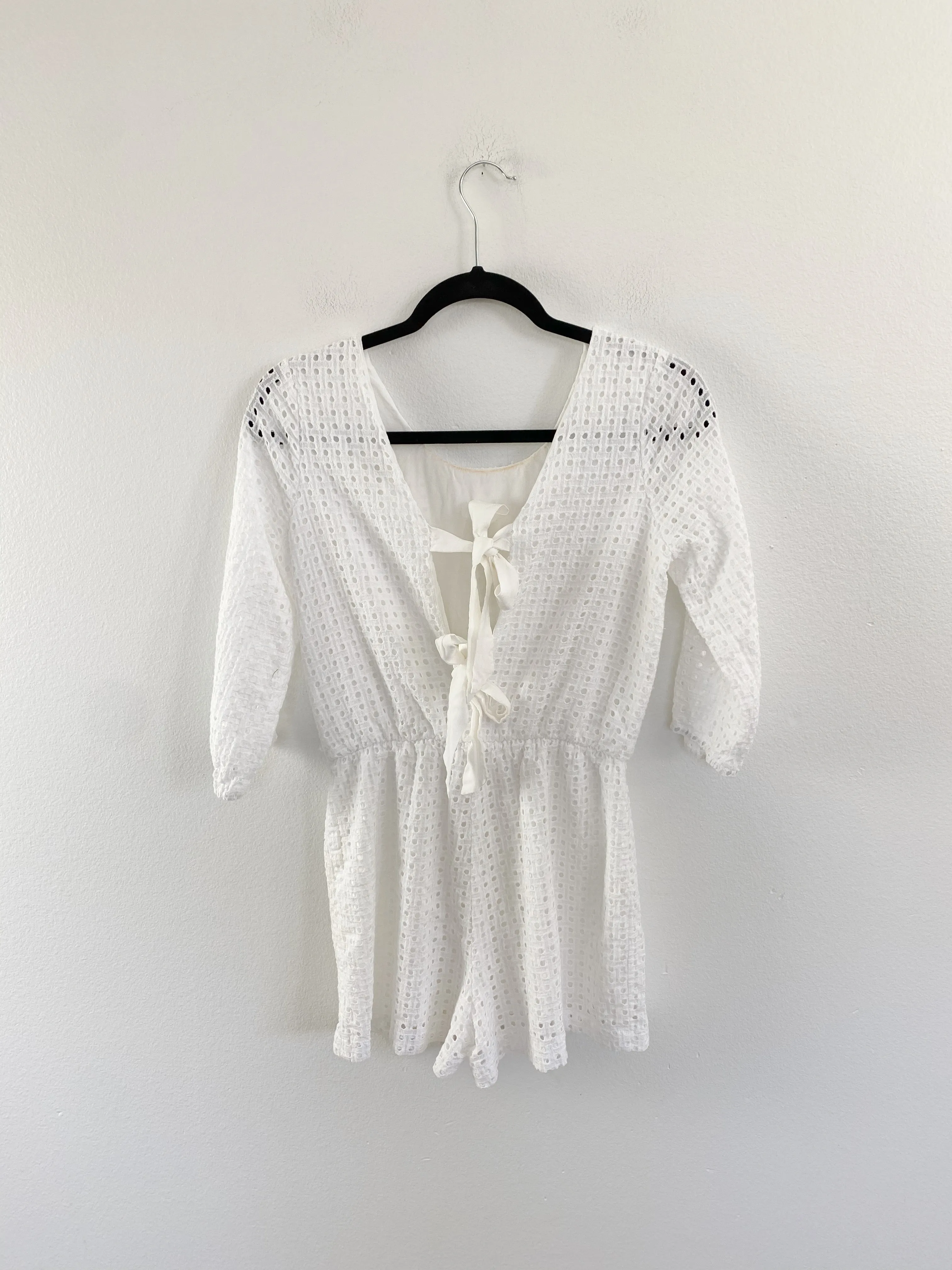 Anthropologie Lilka White Eyelet Romper XS