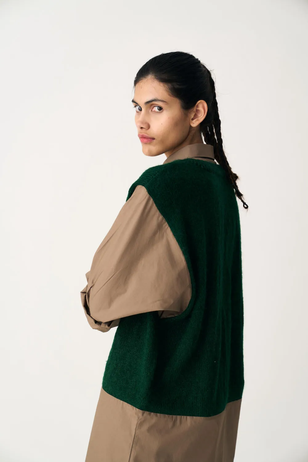 HAND KNITTED SWEATER VEST - EMERALD GREEN