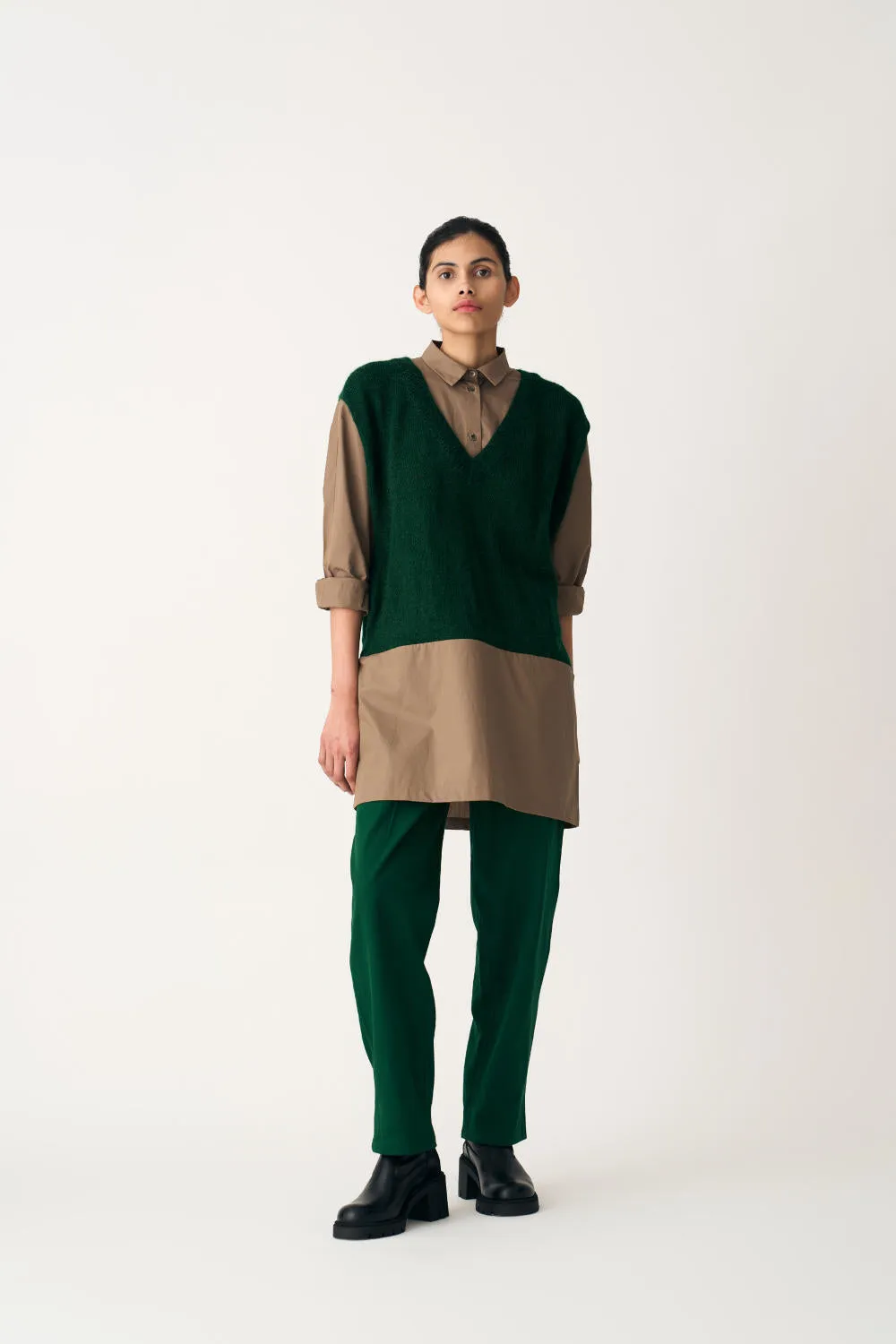HAND KNITTED SWEATER VEST - EMERALD GREEN