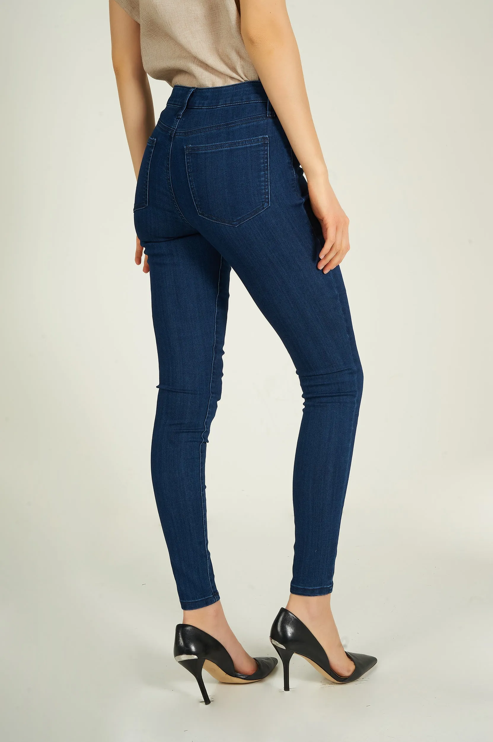 Jean à jambe étroite - CJ21038H18B - (E-C16)