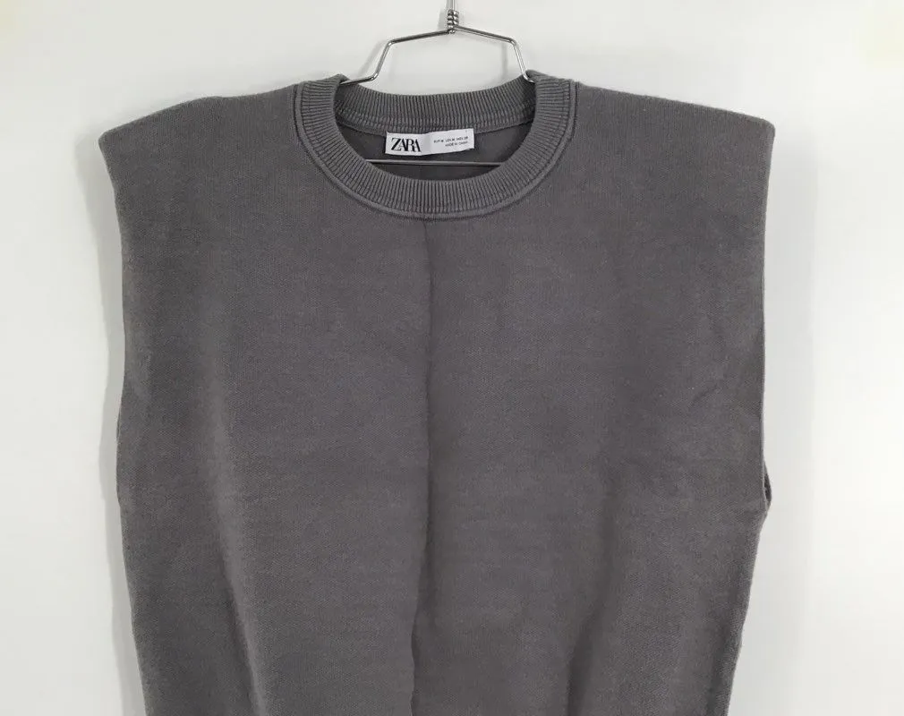 Zara Women's Gray Knitted Crew Neck Sweater Vest - Size Medium
